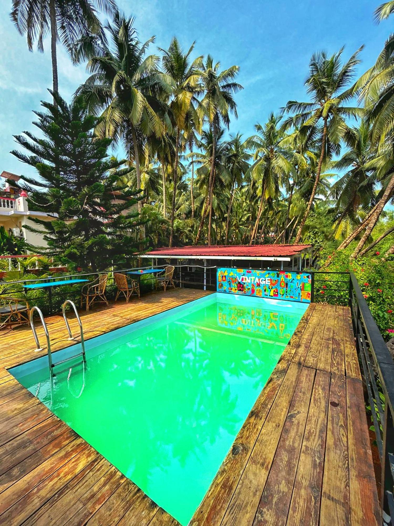 Vintage Beach Resort Агонда Экстерьер фото